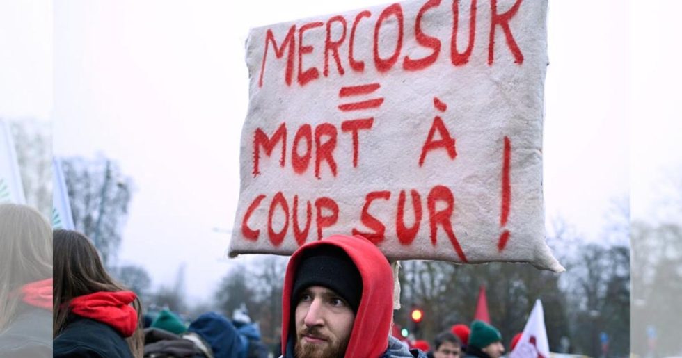 «Γαλάζιος» εκνευρισμός για τη Mercosur